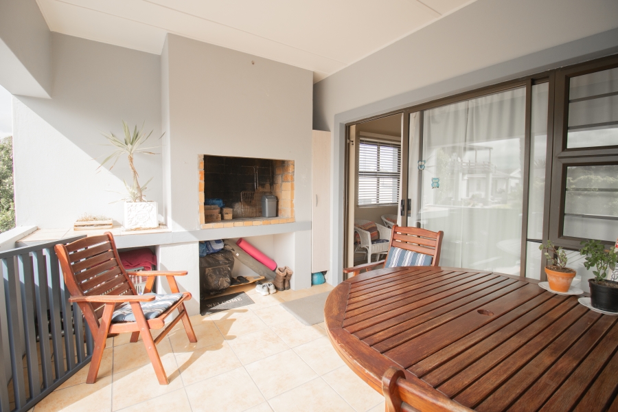 5 Bedroom Property for Sale in Van Riebeeckstrand Western Cape